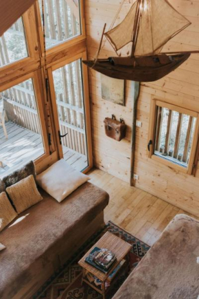 Cabane de la Saône by Lyon Country House